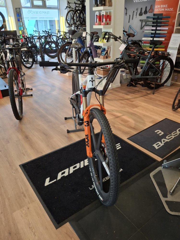 Wilier Triestina Urta Max SLR   Spezial Preis Olympia Lackierung